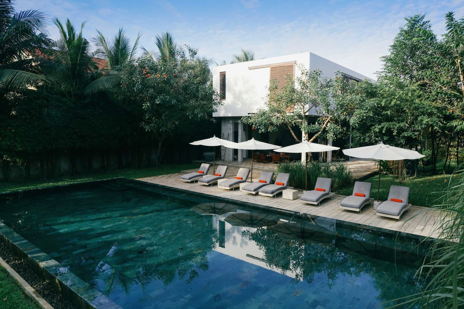 Villa Ni Say swimming pool